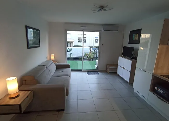 Appartamento Avec Parking Prive, Piscine 300m